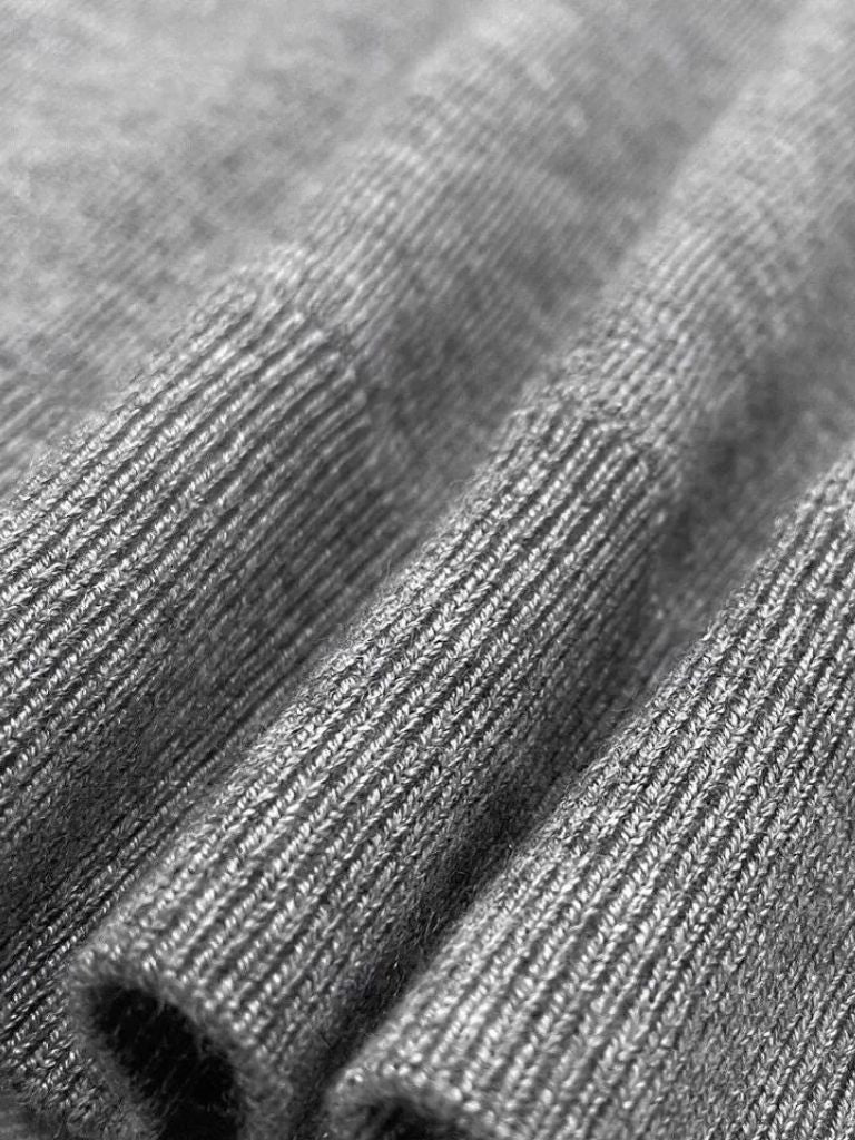 100% Cashmere V Neck Knit Vest - Vailor & Veil