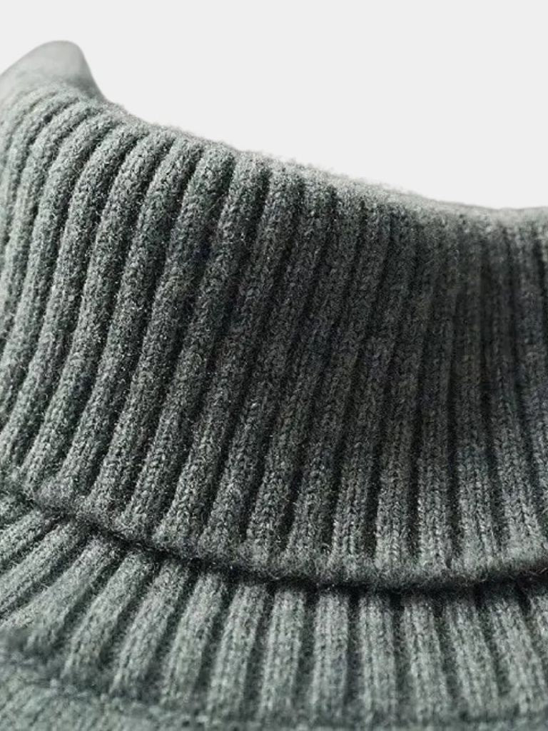 100% Merino Wool Turtleneck Sweater - Vailor & Veil