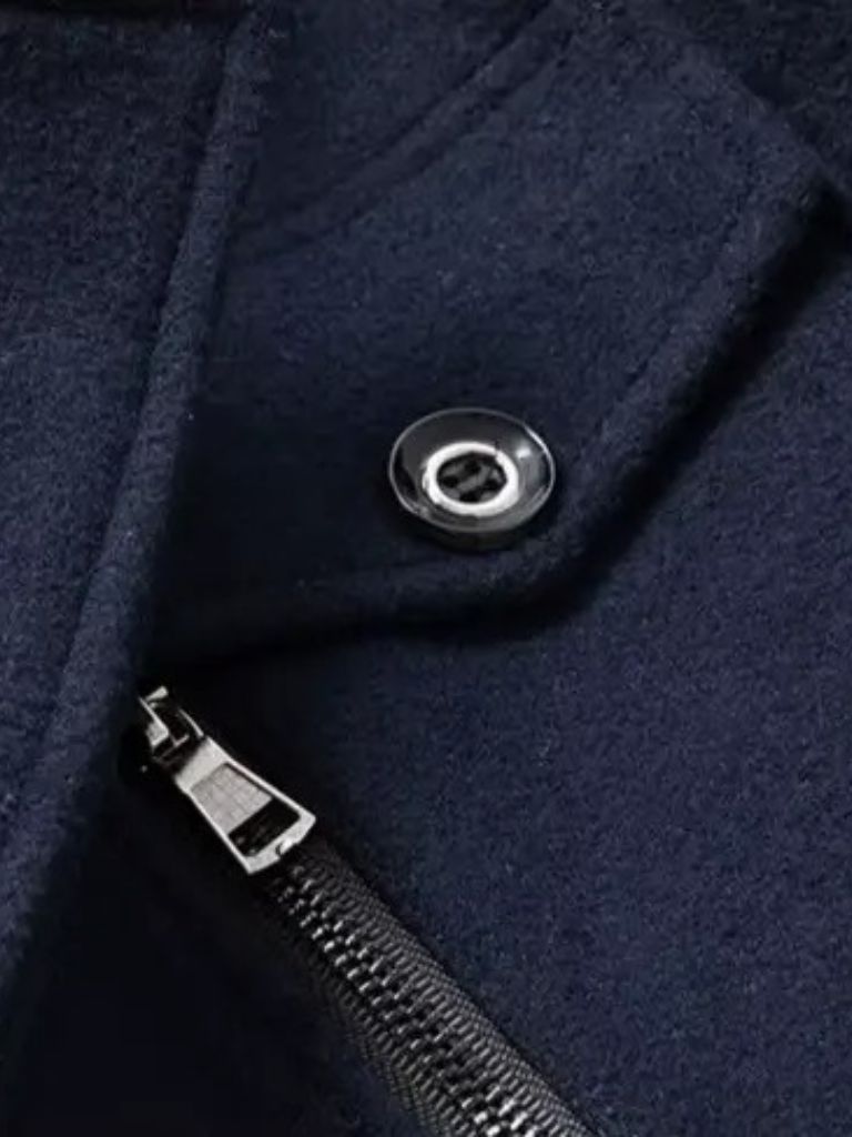 Aristocratic Black Wool Overcoat - Vailor & Veil