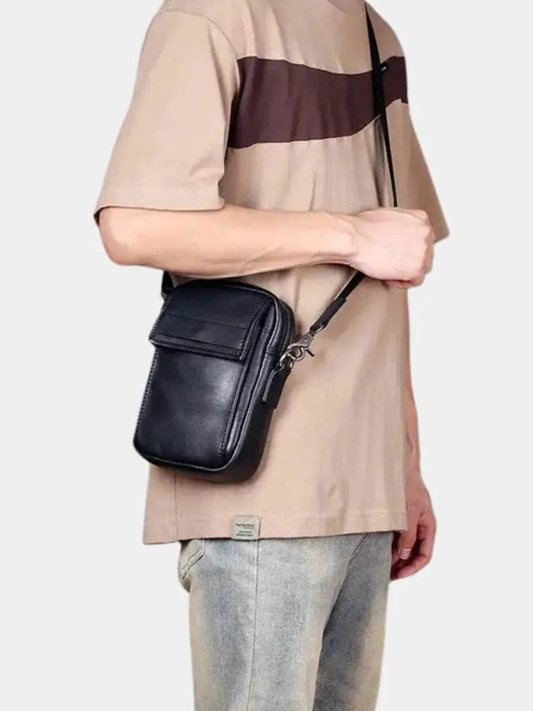Essential Small Leather Shoulder Bag -  Vailor & Veil