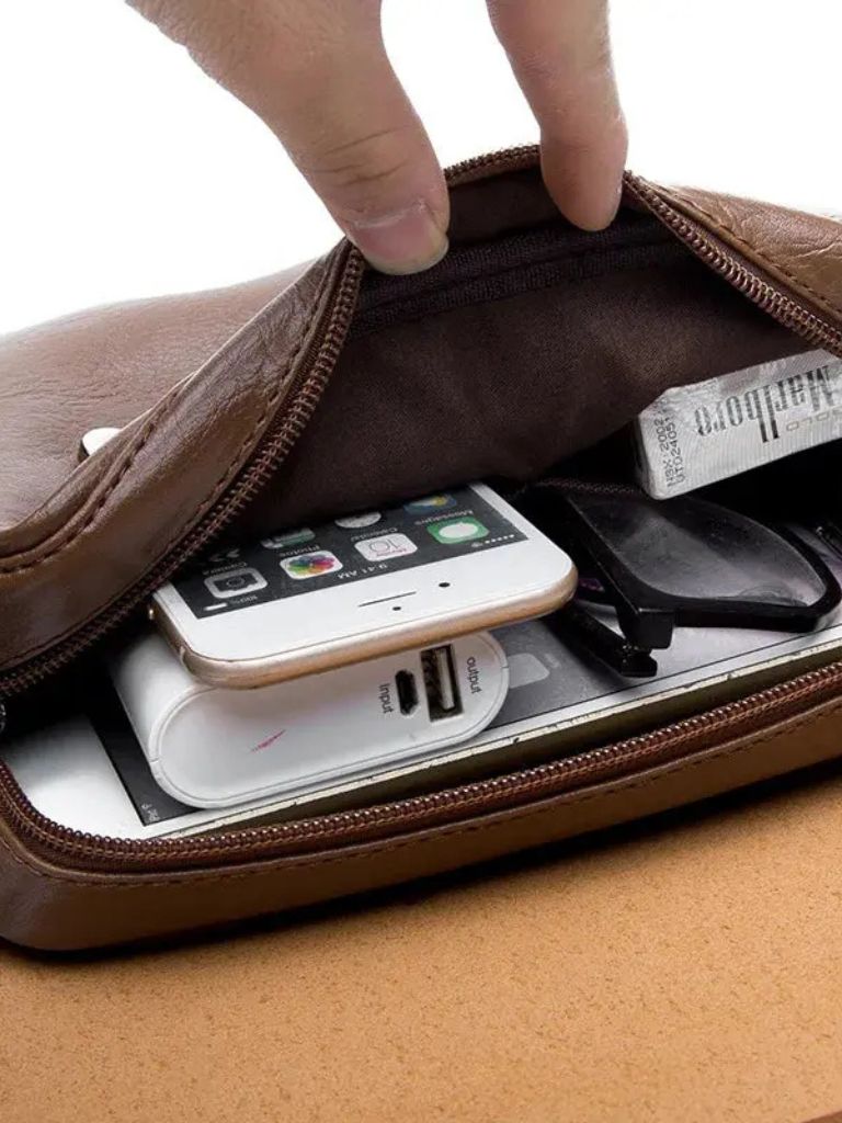 Milan Essential Leather Shoulder Bag - Vailor & Veil