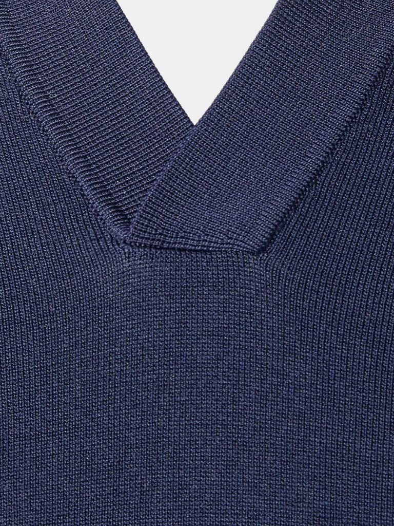Navy Class Polo – Vailor & Veil