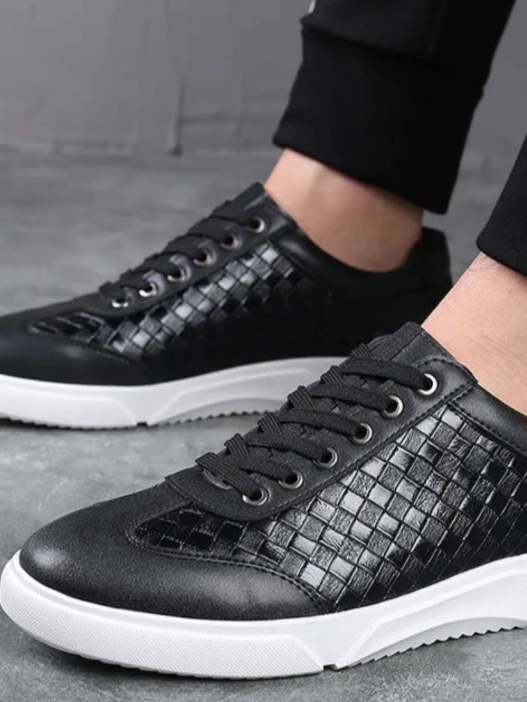 Noir Artisan Shoes - Vailor & Veil