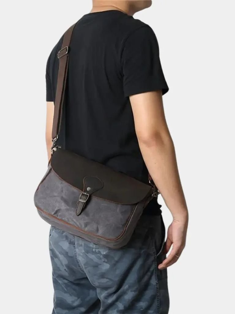 Windsor Messenger Shoulder Bag - Vailor & Veil